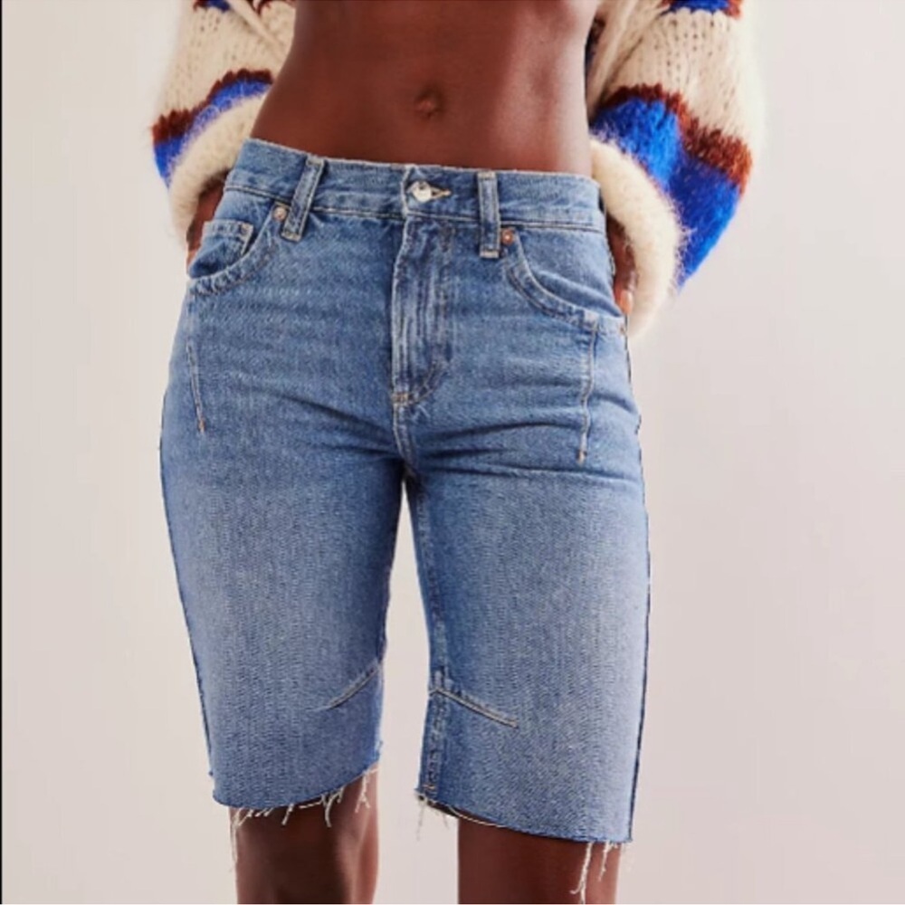 NWT WE THE FREE Ghost Town High Rise Long Jorts Raw Hem Size 28